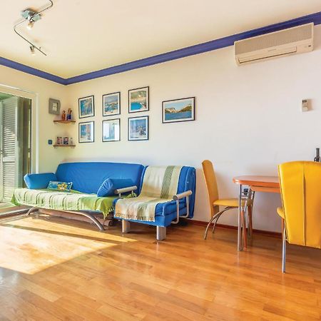 Stunning Apartment In Brela With Wifi Exteriér fotografie