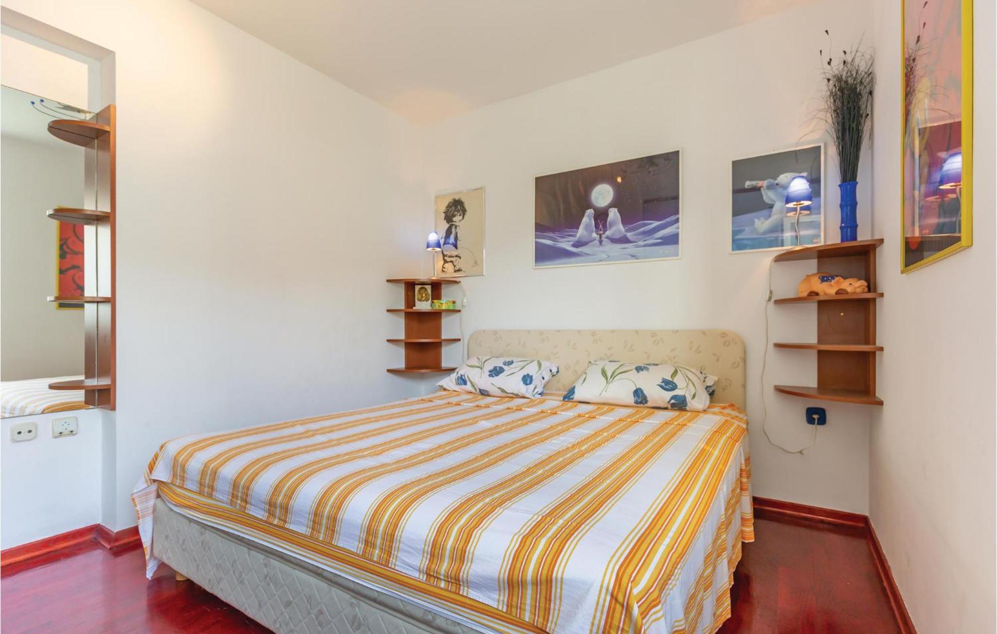 Stunning Apartment In Brela With Wifi Exteriér fotografie